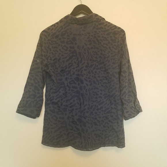 N.W.D women's blue burnout leopard print button front shirt - Picture 2 of 13